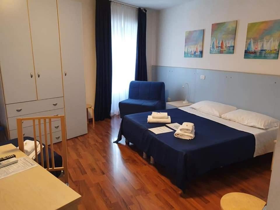 Hotel La Bussola 무쟈 객실 사진