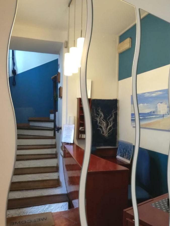 Hotel La Bussola 무쟈 외부 사진